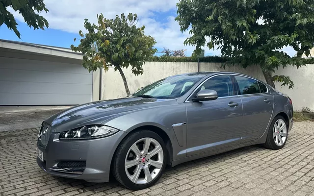 Jaguar XF 2.2 D Premium Luxury