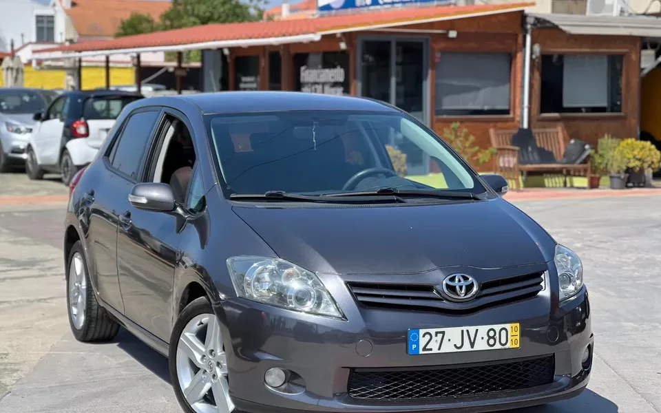 Toyota Auris 1.4 D-4D Sol