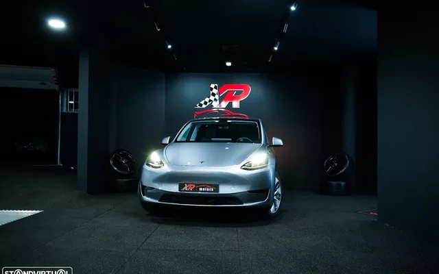 Tesla Model Y Tração Traseira