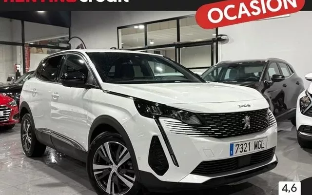 PEUGEOT 3008 Allure Pack Plug-In Hybrid 180 e-EAT8