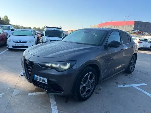 ALFA ROMEO Stelvio ALFA ROMEO STELVIO 2.2 Diesel 154kW (210CV) SPRINT AWD - 25890€ en Burgos