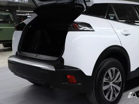 PEUGEOT 2008 2008 1.2 PureTech S&S Active 100