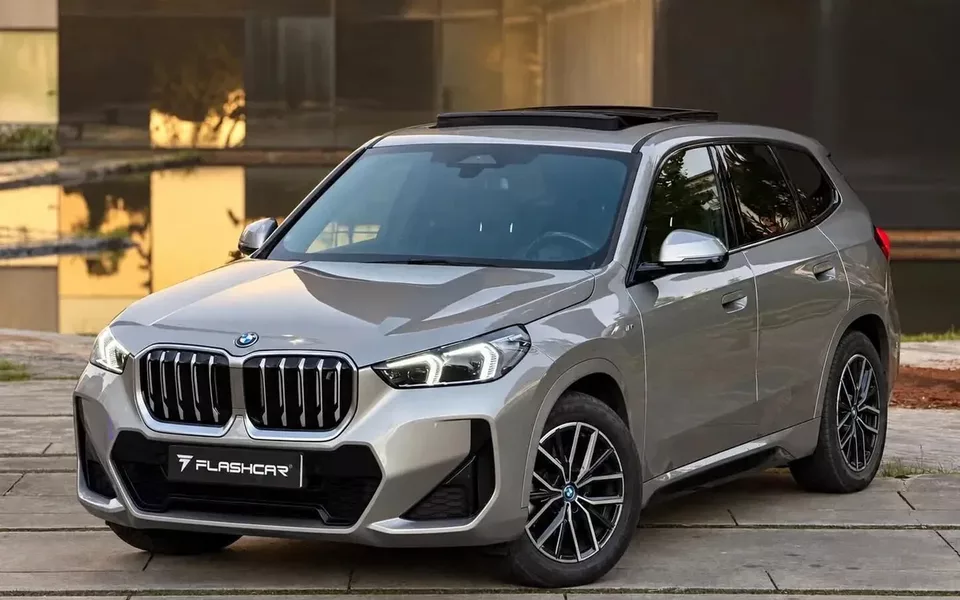 BMW iX1 xDrive30 Pack Desportivo M