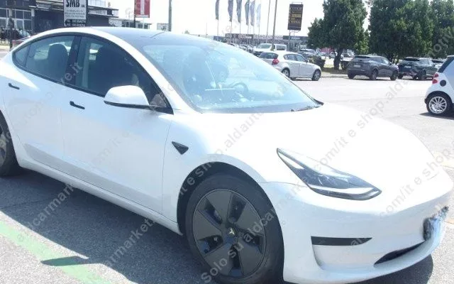 TESLA Model 3 Model 3 Standard Range RWD Plus