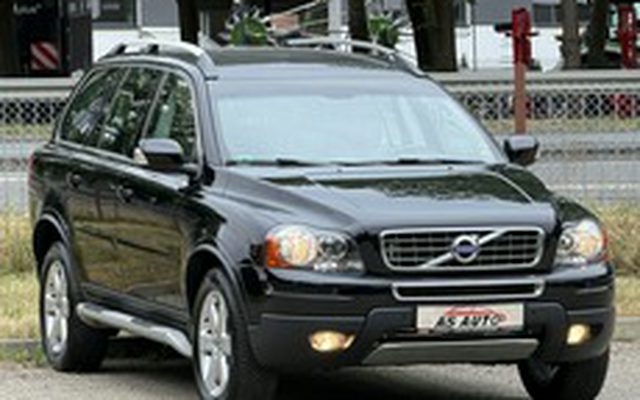 Volvo XC 90 I 2.4dm³ 200KM