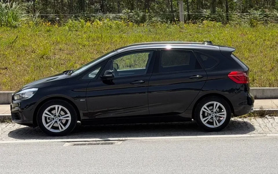 BMW 216 Active Tourer d Line Sport Auto