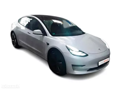 Tesla Model 3 Long Range RWD