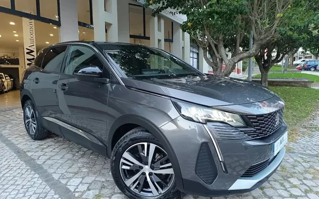 Peugeot 3008 1.2 Hybrid Allure e-DCS6