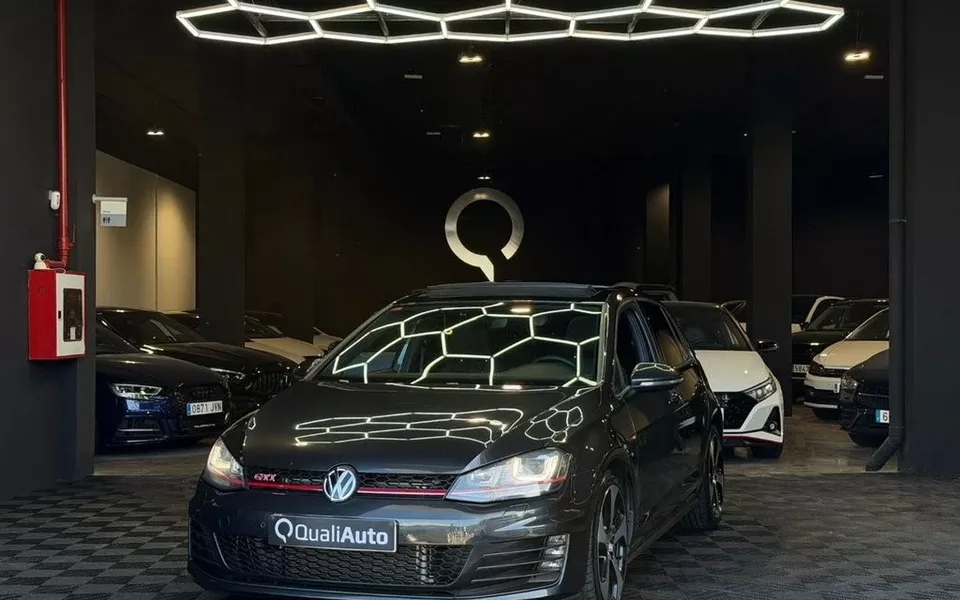 VOLKSWAGEN Golf Golf 2.0 TSI GTI Performance DSG 230