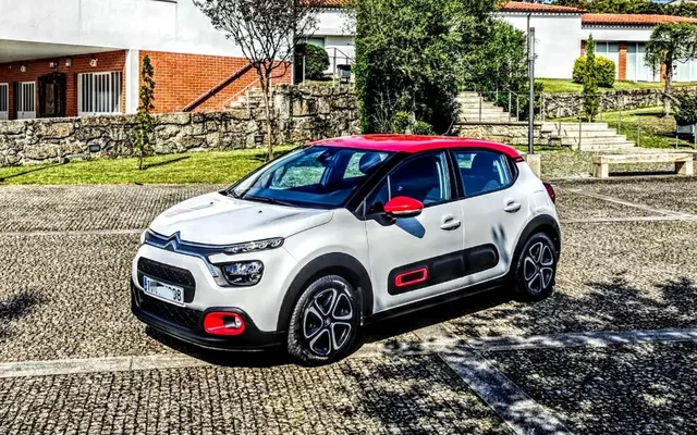 Citroën C3 Pure Tech 110 S&S ELLE ONLINE EDITION