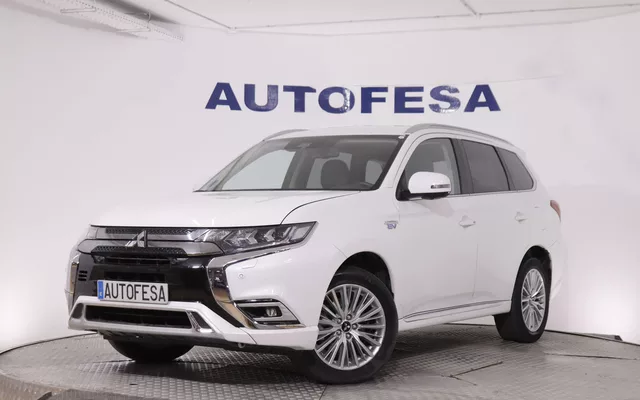 Mitsubishi Outlander 2.4 PHEV KAITEKI AUTO 4WD 224CV 5P #IVA DEDUCIBLE,CAMARA TRASERA,