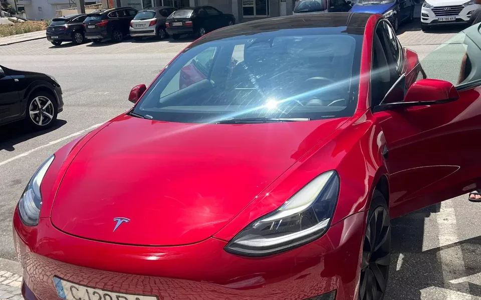 Tesla Model 3 Standard RWD