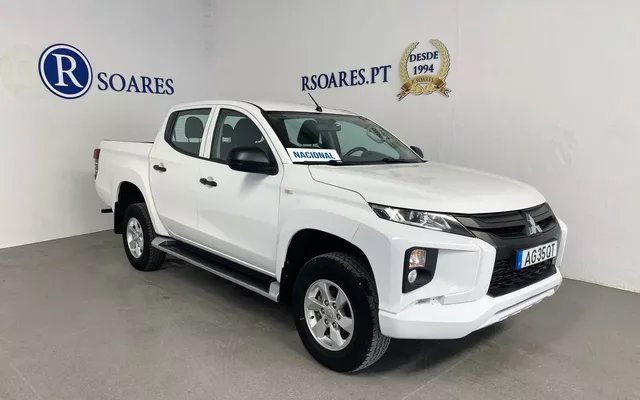 Mitsubishi L200 2.3 DI-D CD Invite 4WD