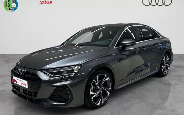 AUDI A3 A3 Sedán TFSI S line S tronic 110kW