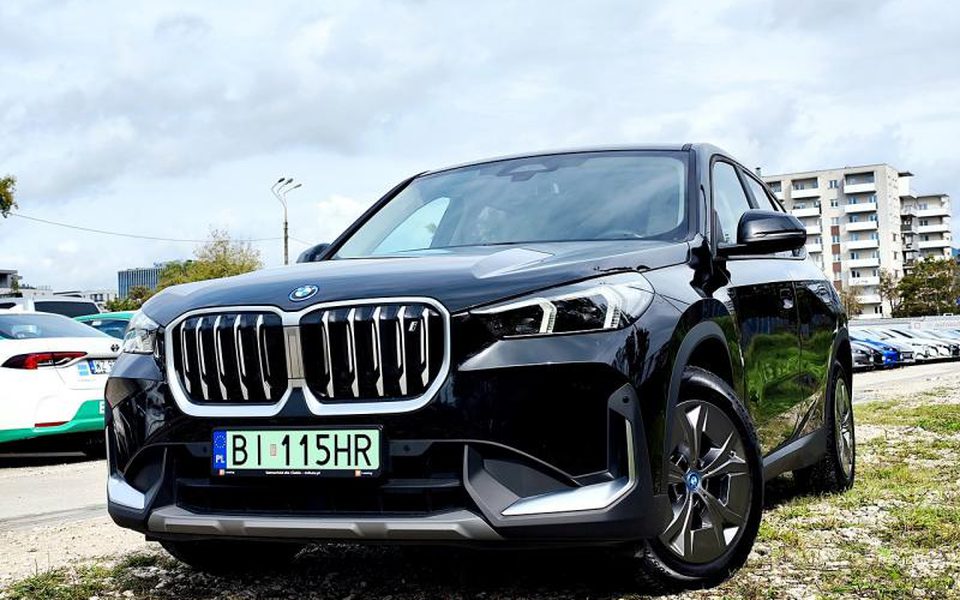 BMW IX1 2023