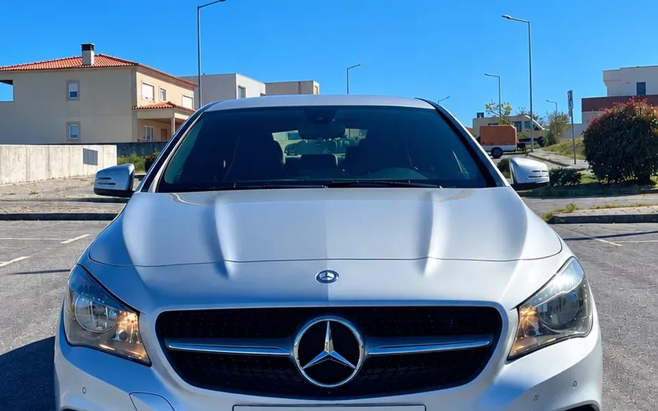 Mercedes-Benz CLA 180 d Urban