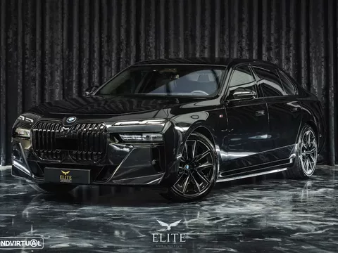 BMW i7 eDrive50 Pack Desportivo M Pro