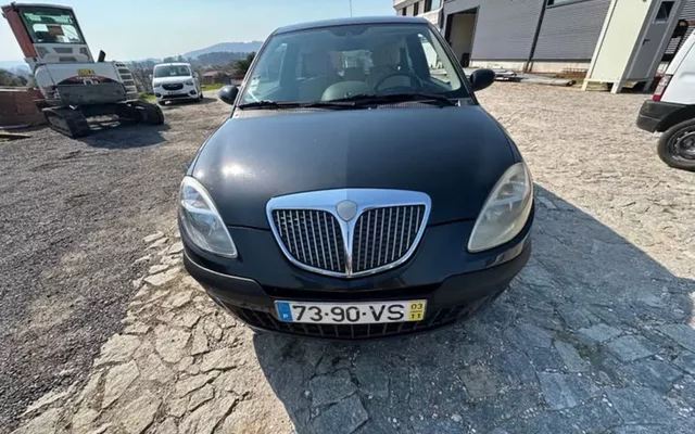 Lancia Ypsilon 1.2 16V Argento 4