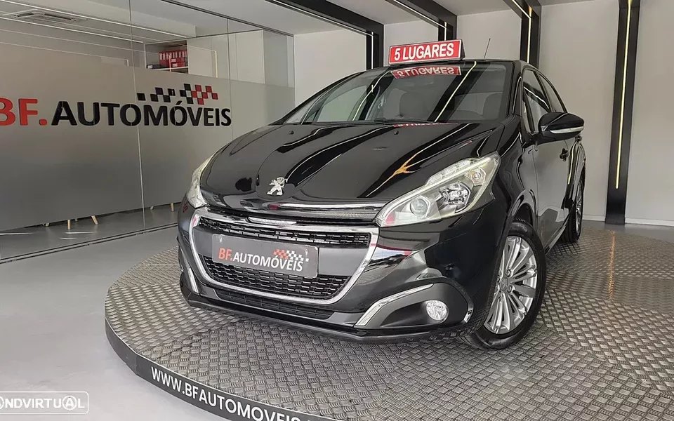 Peugeot 208 1.2 PureTech Signature