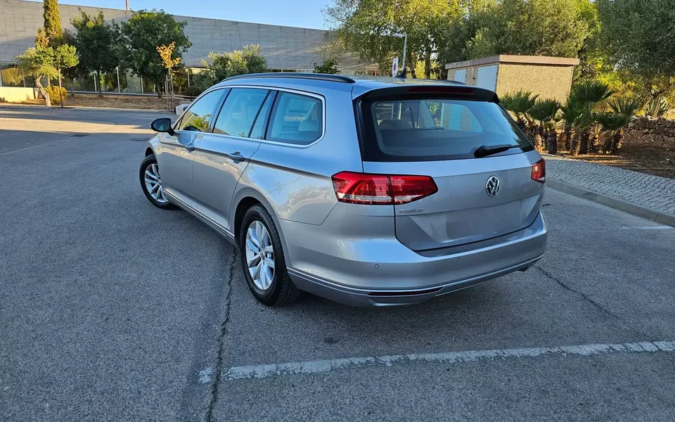 VW Passat Variant 2.0 TDI Confortline