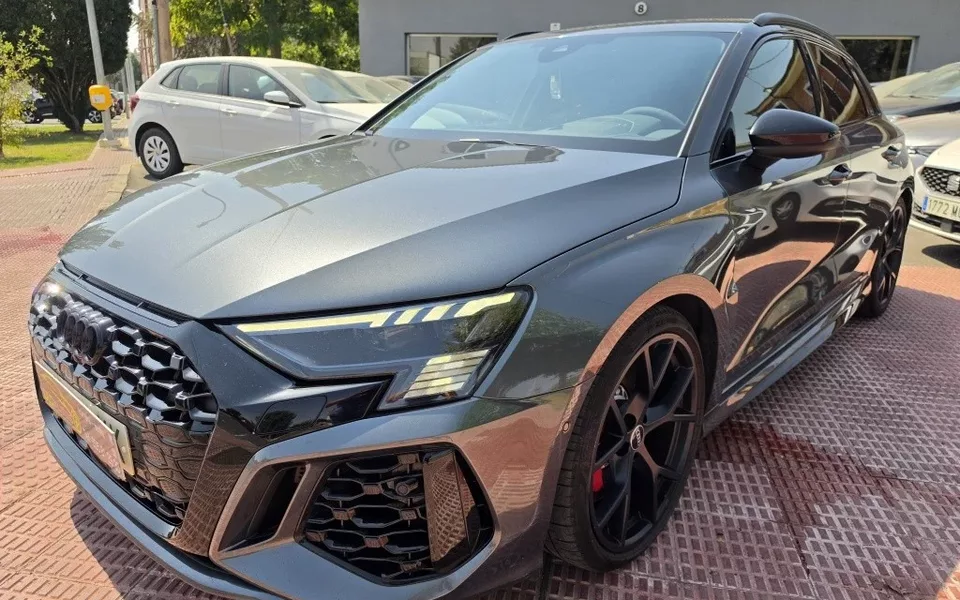 AUDI A3 RS3 Sportback quattro S tronic 294kW
