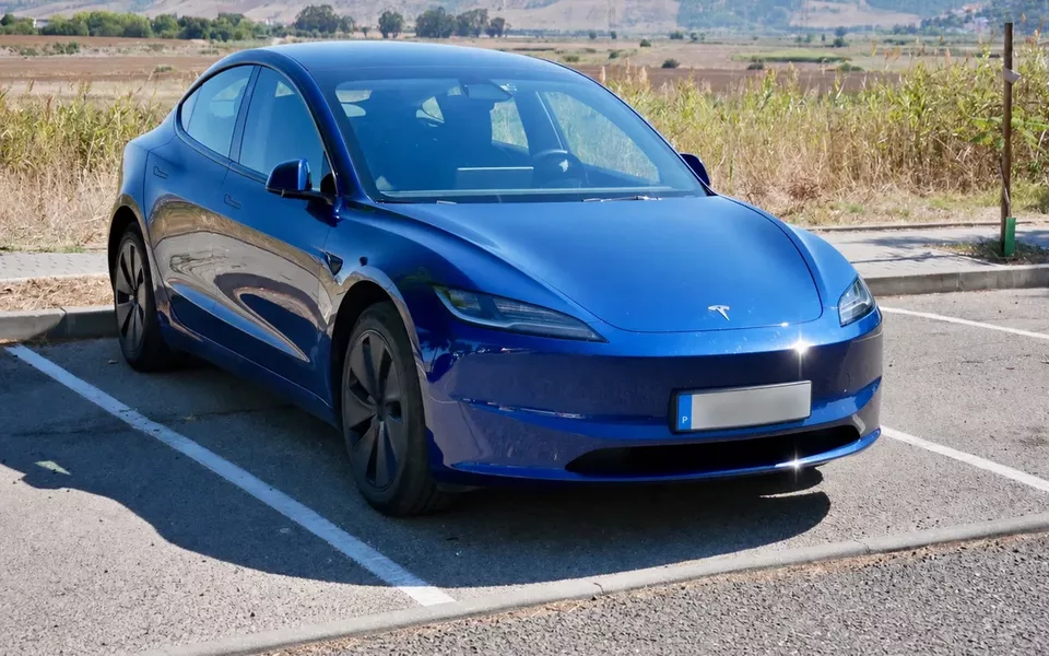 Tesla Model 3 Tração Traseira Premium