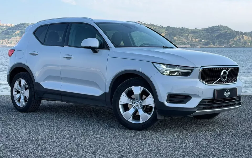Volvo XC 40 1.5 T3 Momentum Geartronic