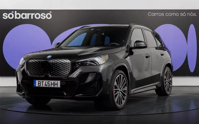 BMW iX1 xDrive30 Pack Desportivo M Pro