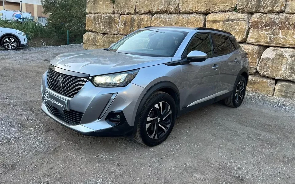 Peugeot 2008 1.5 BlueHDi Allure EAT8