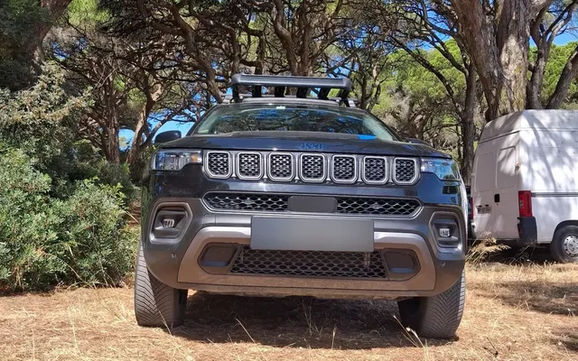 Jeep Compass 1.3 TG Trailhawk