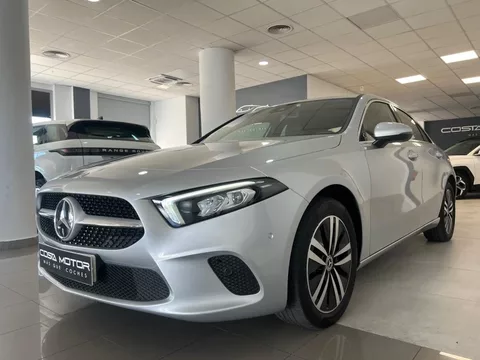 MERCEDES-BENZ Clase A A 250e Sedán 8G-DCT