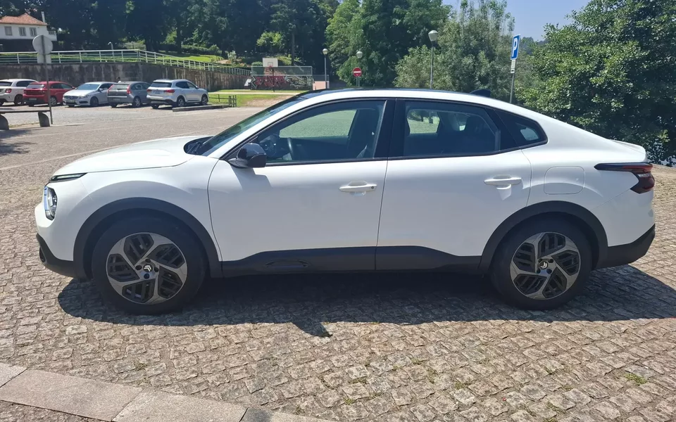 Citroën C4 X