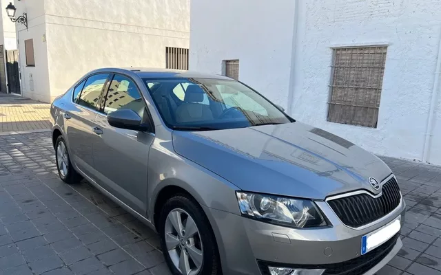 SKODA Octavia Octavia 1.2TSI Ambition DSG 105