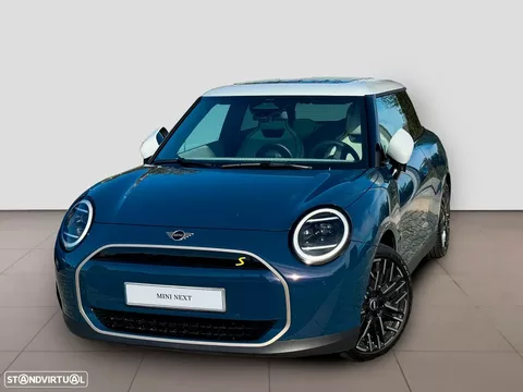 MINI 3 Portas Cooper SE Favoured M