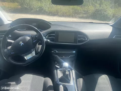 Peugeot 308 SW BlueHDi 120 Stop & Start Active