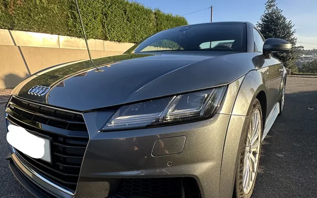 Audi TT Coupé