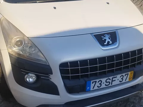 Peugeot 3008 HDi FAP 110 EGS6 Platinum