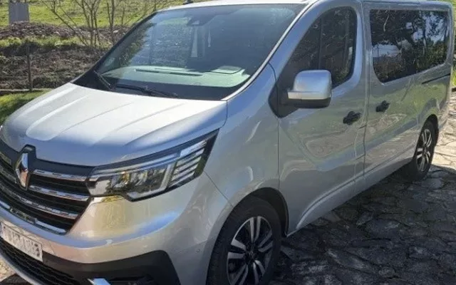 RENAULT Trafic Combi RENAULT Trafic Combi Monovolumen 150cv Automático de 5 Puertas