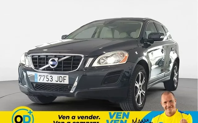 VOLVO XC60 XC60 T5 Momentum Aut. 245