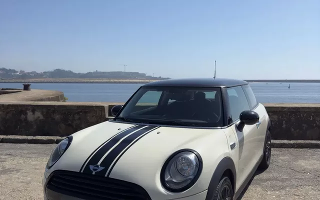 MINI 3 Portas One