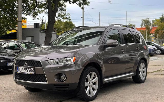 Mitsubishi Outlander Polift