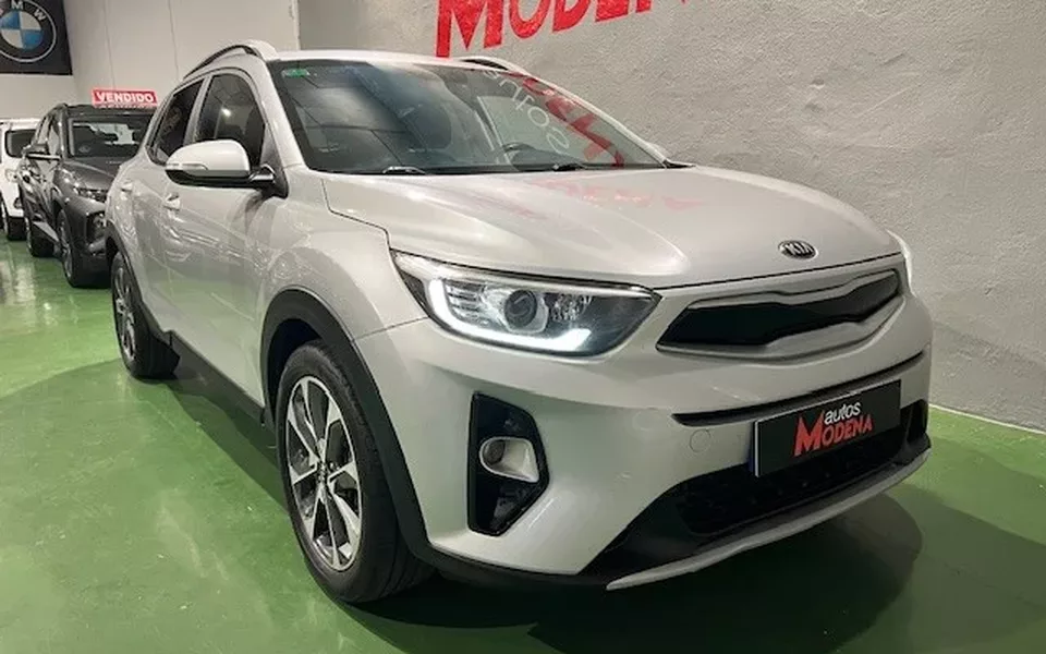KIA Stonic Stonic 1.6CRDi VGT Eco-Dynamic Tech 115 - 10990€ en Villares de la reina