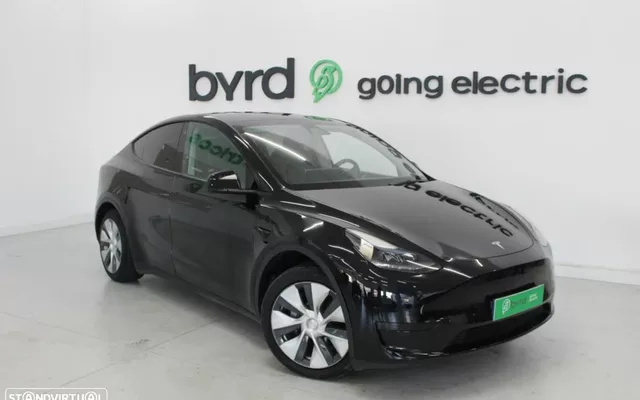 Tesla Model Y Standard