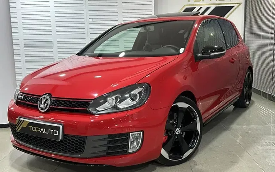 VW Golf 2.0 GTI DSG adidas