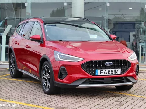 Ford Focus SW 1.0 EcoBoost MHEV Active X