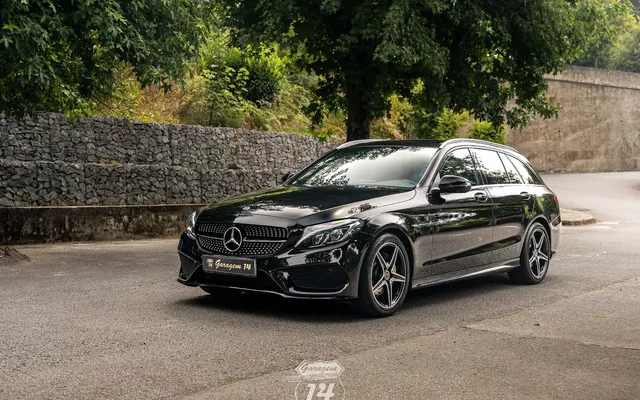 Mercedes-Benz C 220 d Station 9G-TRONIC AMG Line