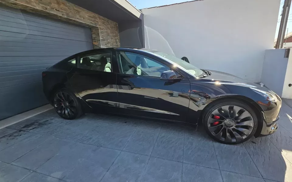 Tesla Model 3 Performance Dual Motor AWD