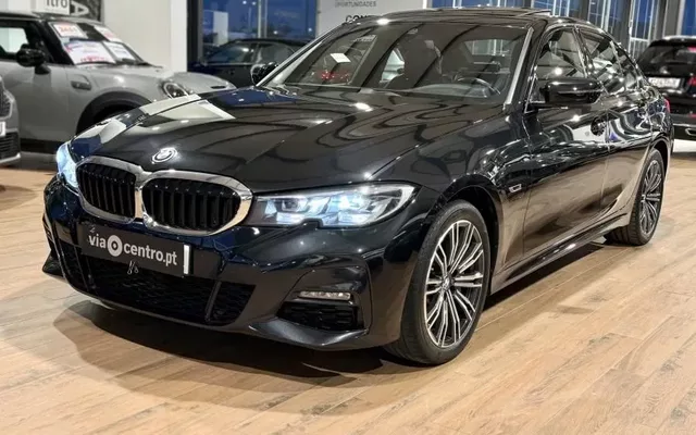 BMW 330 e Pack Desportivo M Auto