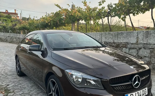 Mercedes-Benz CLA 180