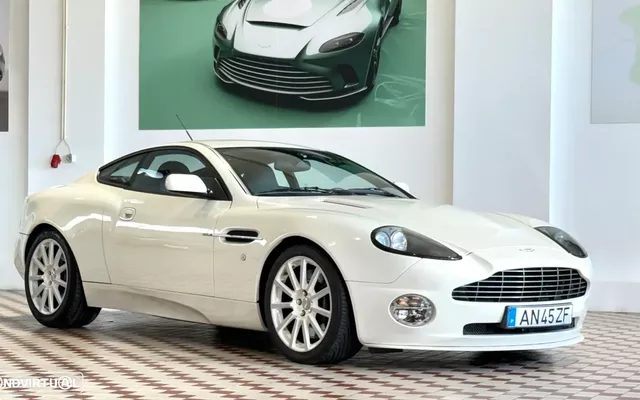 Aston Martin Vanquish S